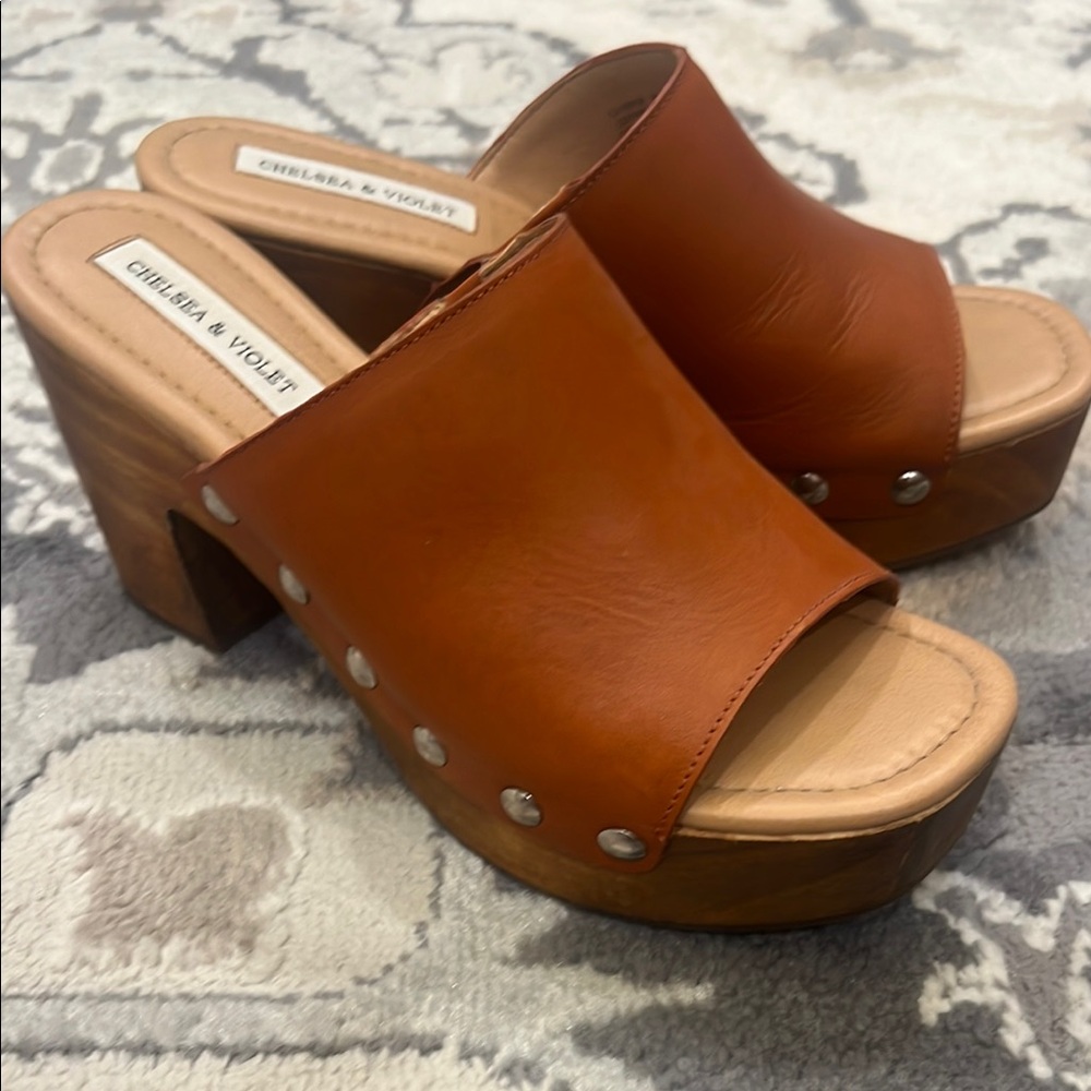 Chelsea & Violet Tan Leather Mules with Platform